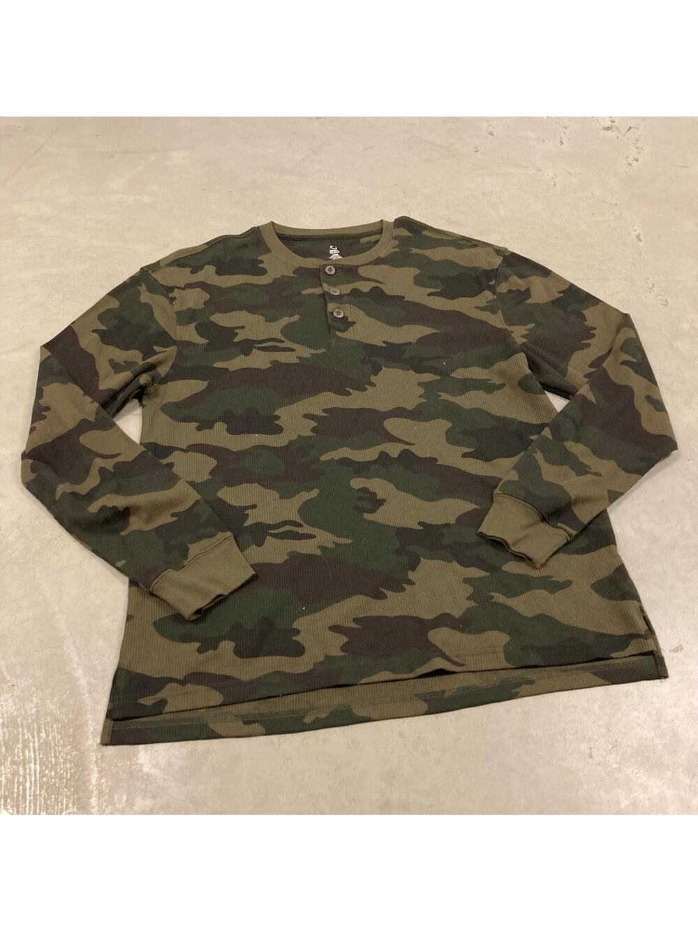 Y2K camo Henley Thermal t-shirt